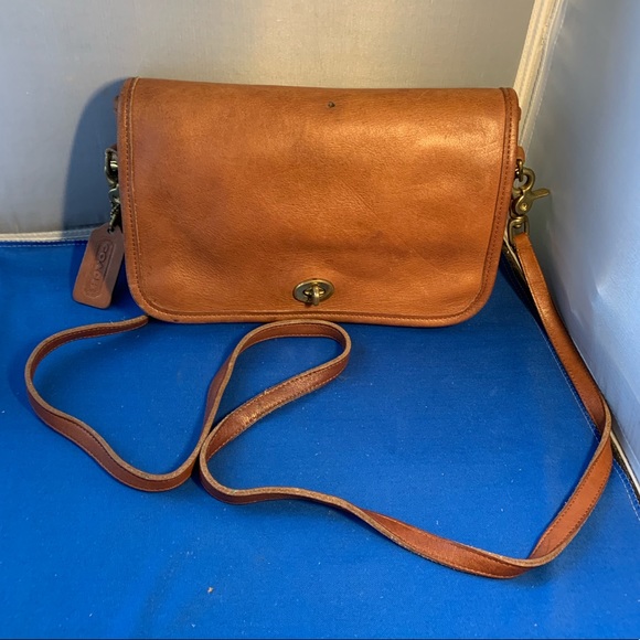 Coach | Bags | Vtg Coach Brown Leather Crossbody Pocket Purse9755 ...